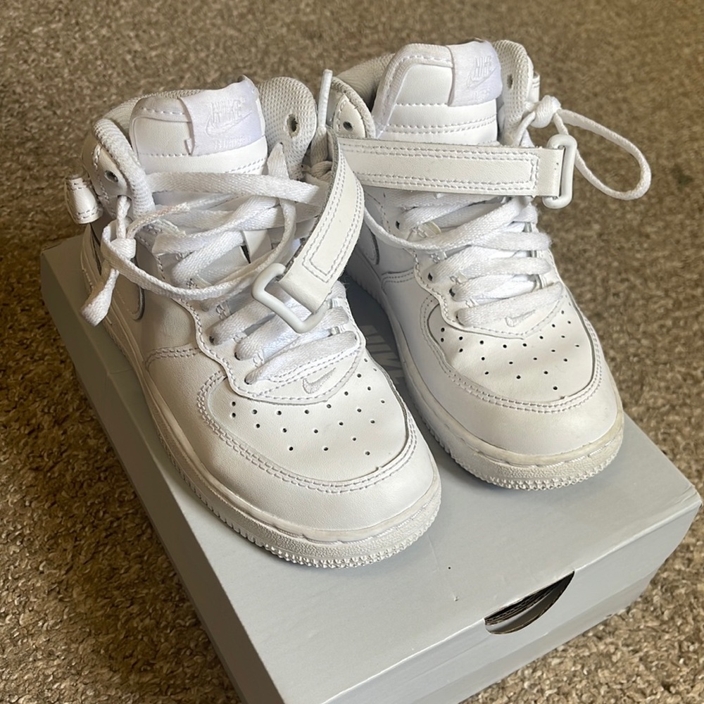 Nike air force 1 mid